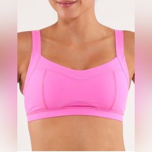 Lululemon Run: Engage Bra